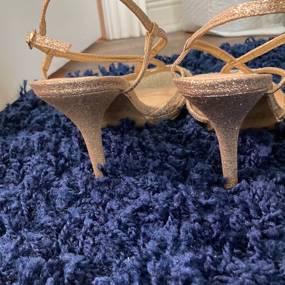 Sparkly gold heels - Picture 3 of 5